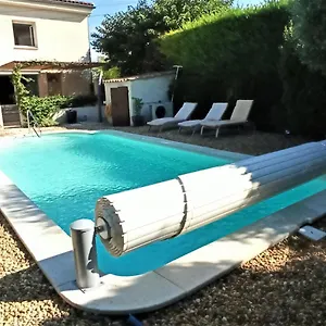 https://appartement-grand-confort-a-deux-pas-du-centre-ville.fr-provencehotel.com